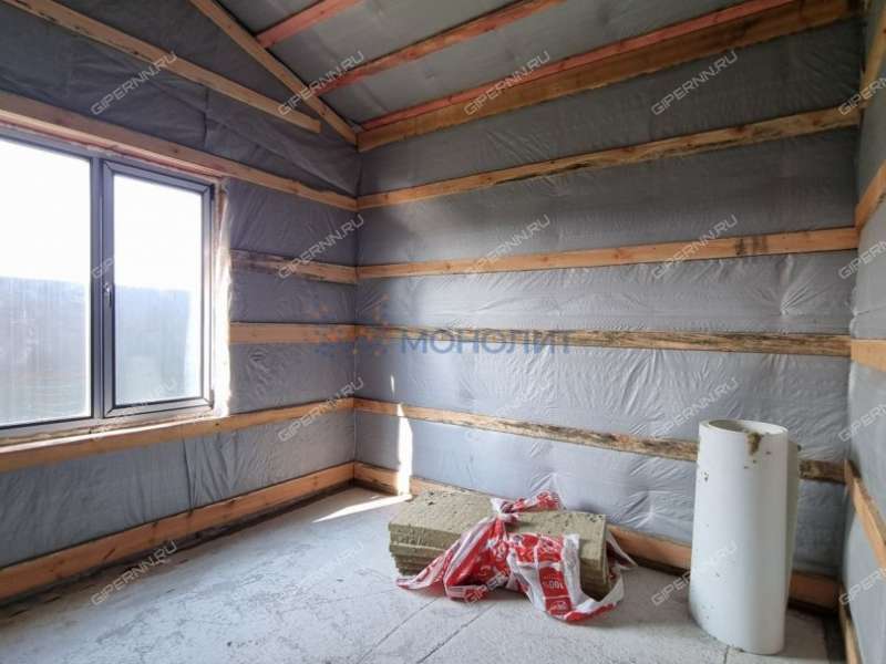 дом на улице Счастливая село Елховка