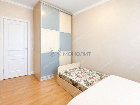 3-komnatnaya-b-r-60-letiya-oktyabrya-d-7 фото