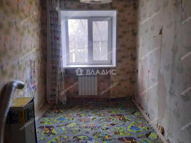 трёхкомнатная квартира на улице Героя Юрия Смирнова дом 37