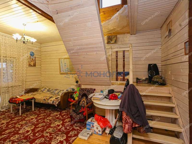 дом на улице Береговая село Безводное