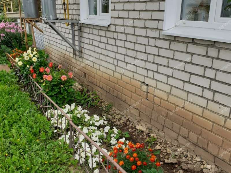 четырёхкомнатная квартира на Школьной улице дом 42а село Елизарово
