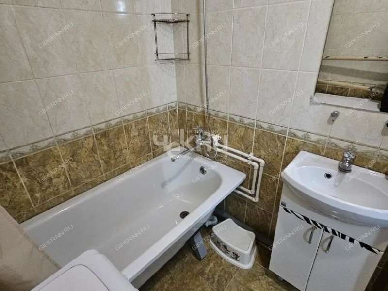 трёхкомнатная квартира на Берёзовской улице дом 112