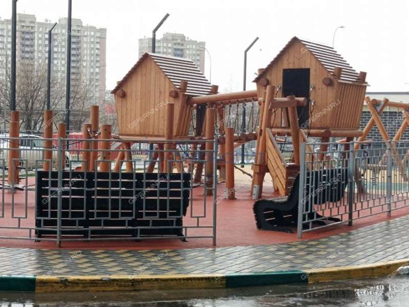 трёхкомнатная квартира на улице Родионова дом 31