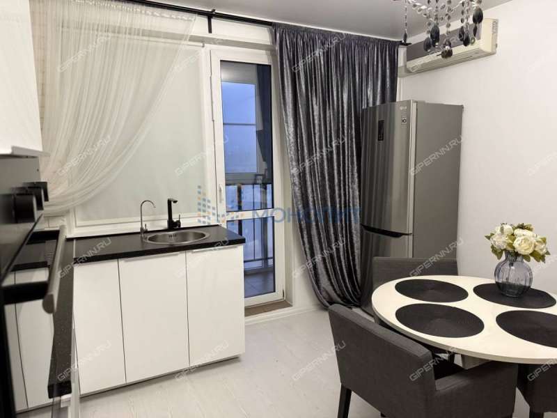 однокомнатная квартира на Бурнаковской улице дом 93