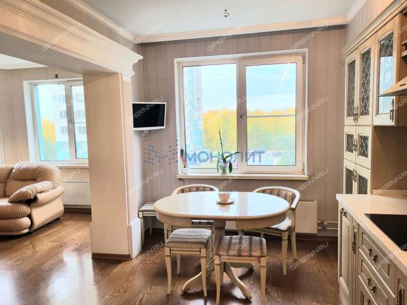 шестикомнатная квартира на улице Янки Купалы дом 38