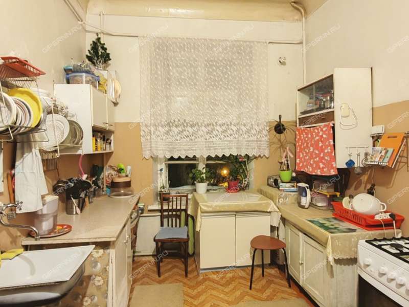 комната в доме 8/15 на Алексеевской улице