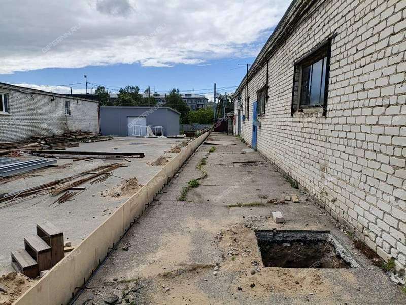 помещение под склад на Замкнутой улице