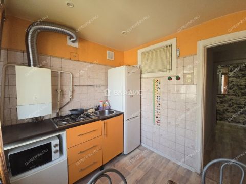 1-komnatnaya-ul-geroya-yuriya-smirnova-d-19 фото