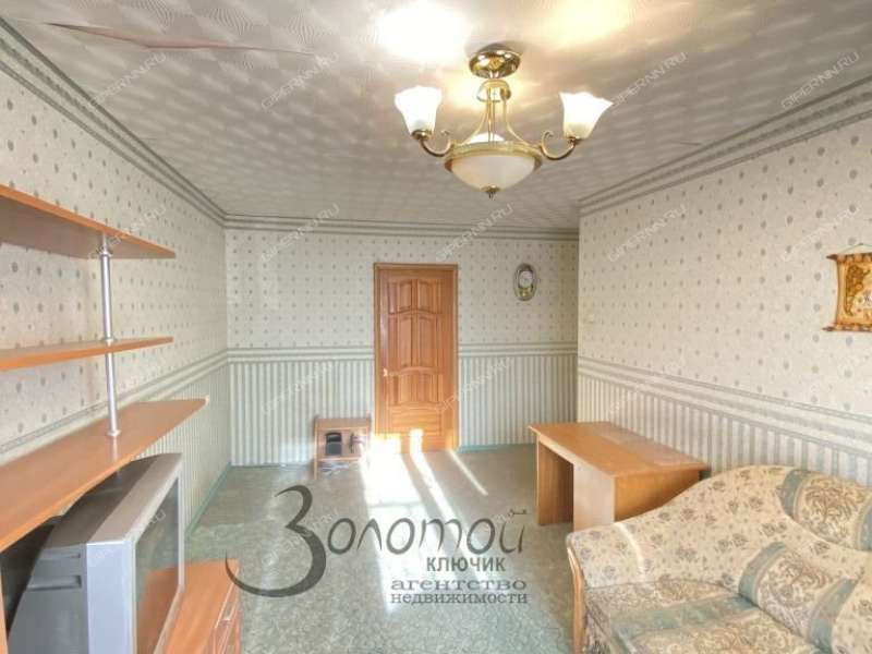 трёхкомнатная квартира на Космической улице дом 42