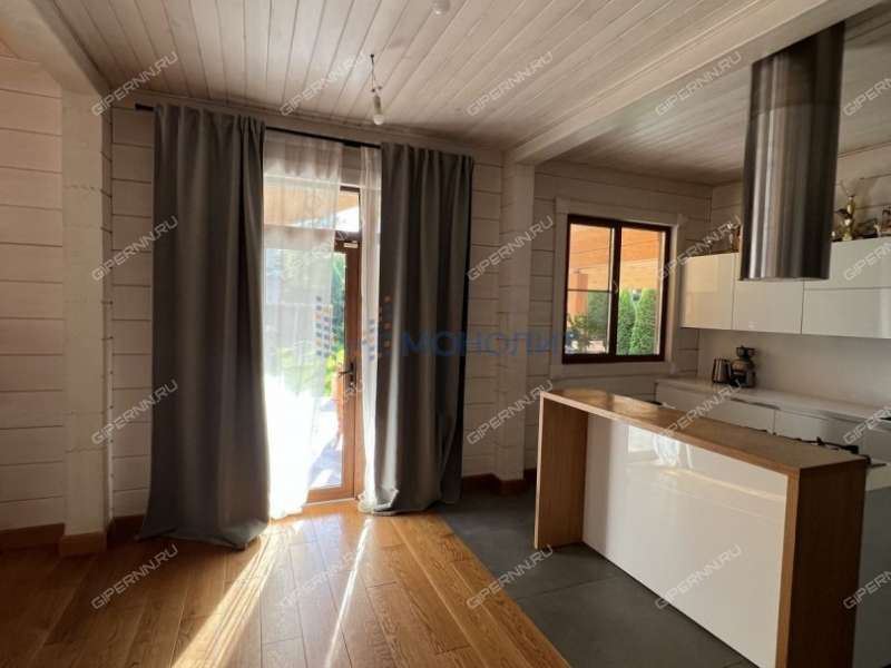 дом на Сиреневой улице