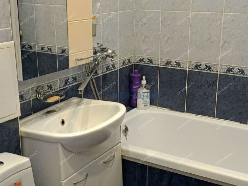 двухкомнатная квартира на улице Героя Советского Союза Поющева дом 19А