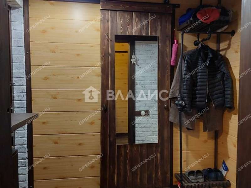 однокомнатная квартира на бульваре 60-летия Октября дом 5А