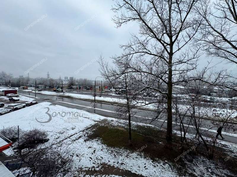 однокомнатная квартира на улице Строкина дом 18