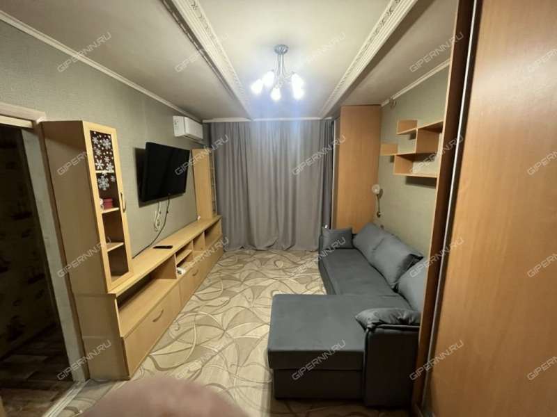 однокомнатная квартира на улице Федосеенко дом 31