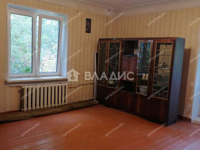 трёхкомнатная квартира на Стрелковой улице дом 65