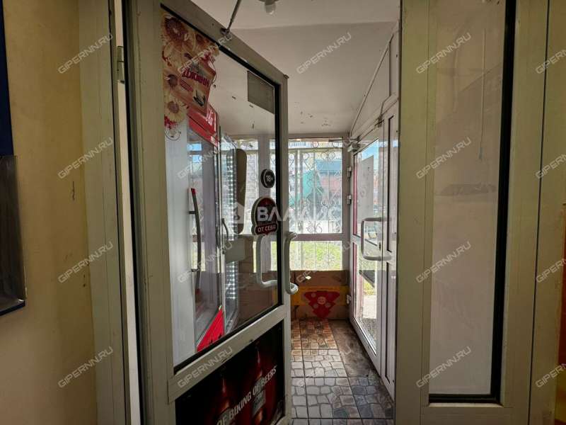 помещение под торговую площадь на улице Зайцева