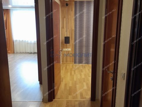 3-komnatnaya-ul-rodionova-d-189-24 фото