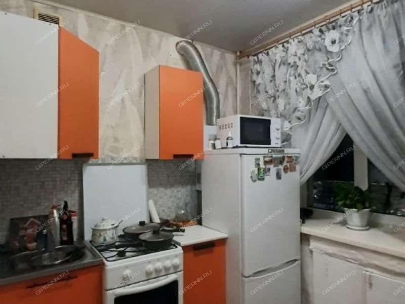 четырёхкомнатная квартира на Московском шоссе дом 225