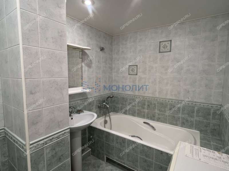 трёхкомнатная квартира на улице Ванеева дом 227