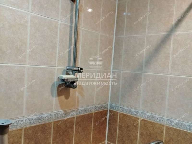 двухкомнатная квартира на Большевистской улице дом 5