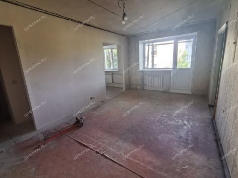 2-komnatnaya-ul-kosmonavta-komarova-d-10 фото