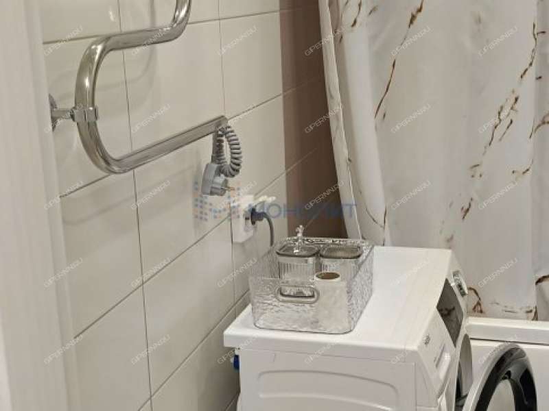 однокомнатная квартира на проспекте Героев Донбасса дом 8