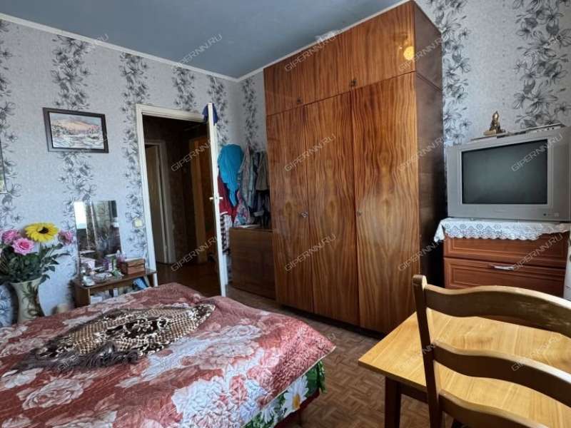 трёхкомнатная квартира на улице Сазанова дом 1