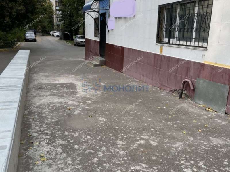 помещение под офис, недвижимость под салоны красоты на Совнаркомовской улице