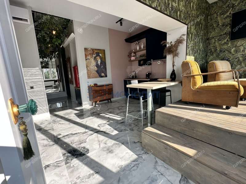 трёхкомнатная квартира на Сенной площади дом 1