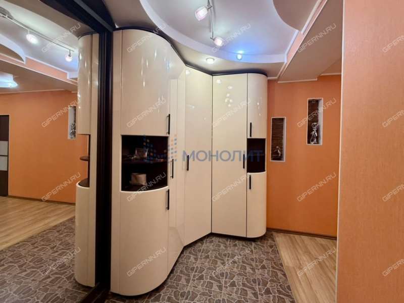 трёхкомнатная квартира на Заречном бульваре дом 5