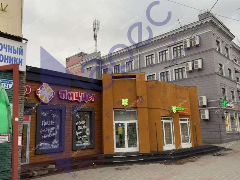 здание под торговую площадь на улице Коминтерна