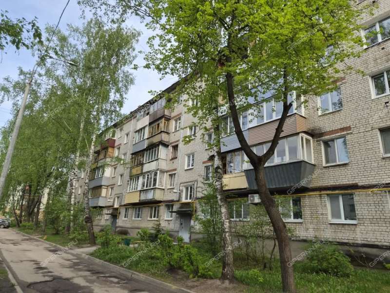 трёхкомнатная квартира на улице Федосеенко дом 95