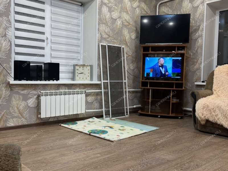 двухкомнатная квартира на Новосоветской улице дом 4