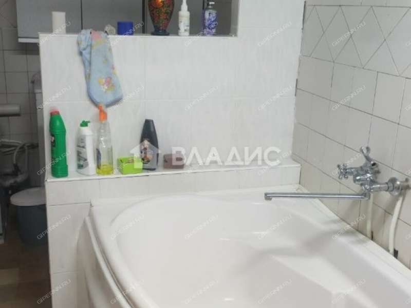 дом на площади 1 Мая город Лысково