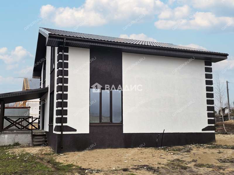 дом на улице Ягодная село Дуденево