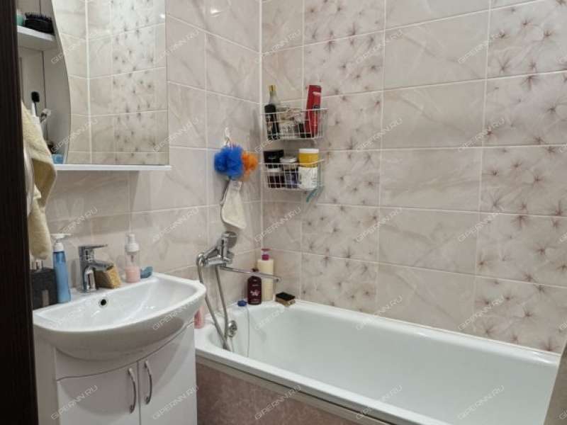 однокомнатная квартира на бульваре Нефтепереработчиков дом 13 город Кстово