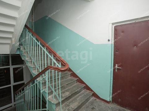 3-komnatnaya-ul-strazh-revolyucii-d-23 фото