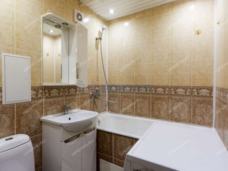 трёхкомнатная квартира на Светлогорской улице дом 2Б