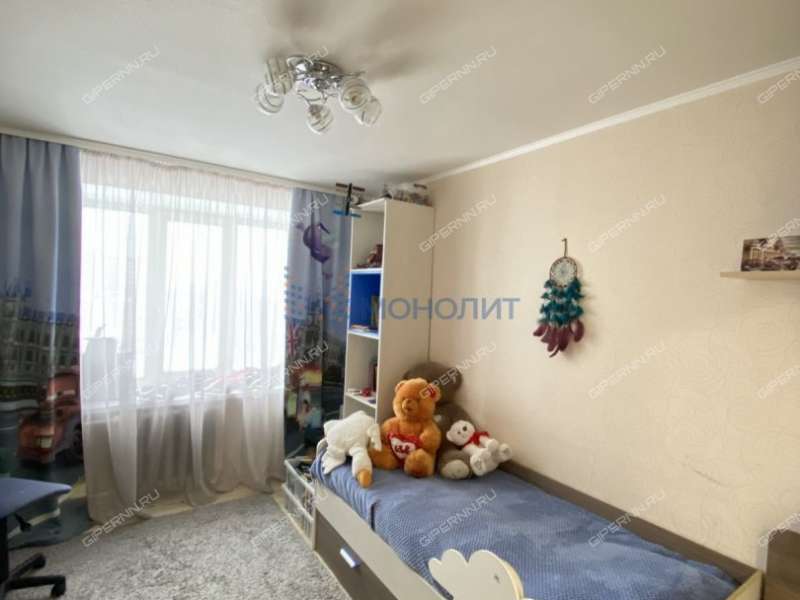 четырёхкомнатная квартира на улице Петрищева дом 10 город Дзержинск