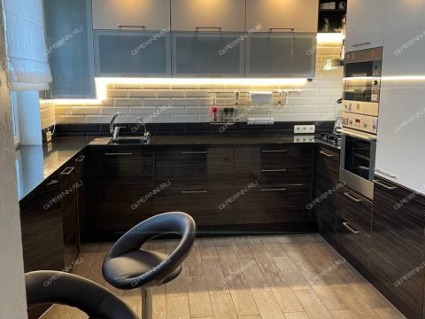 3-komnatnaya-ul-golubeva-d-8-k1 фото