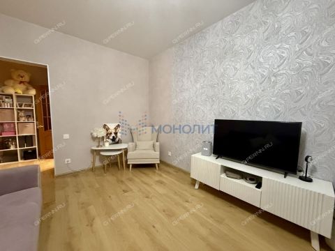 1-komnatnaya-b-r-60-letiya-oktyabrya-d-23-k4 фото