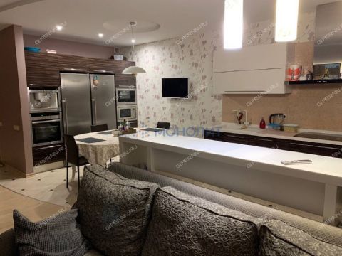 4-komnatnaya-ul-bonch-bruevicha-d-8a фото