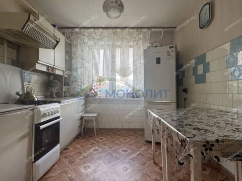 3-komnatnaya-b-r-zarechnyy-d-9 фото