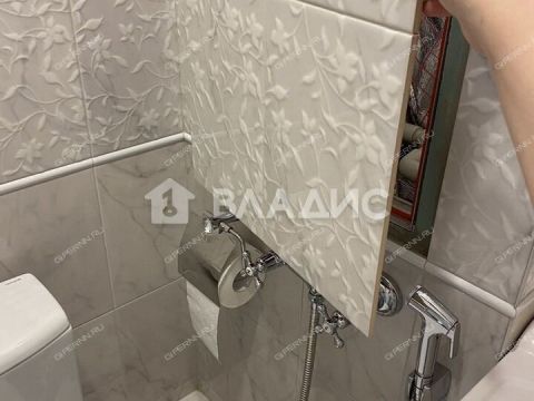 2-komnatnaya-ul-literaturnaya-d-20a фото