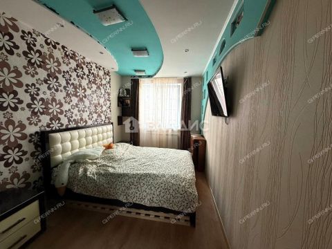 3-komnatnaya-ul-ivana-chugurina-d-3 фото