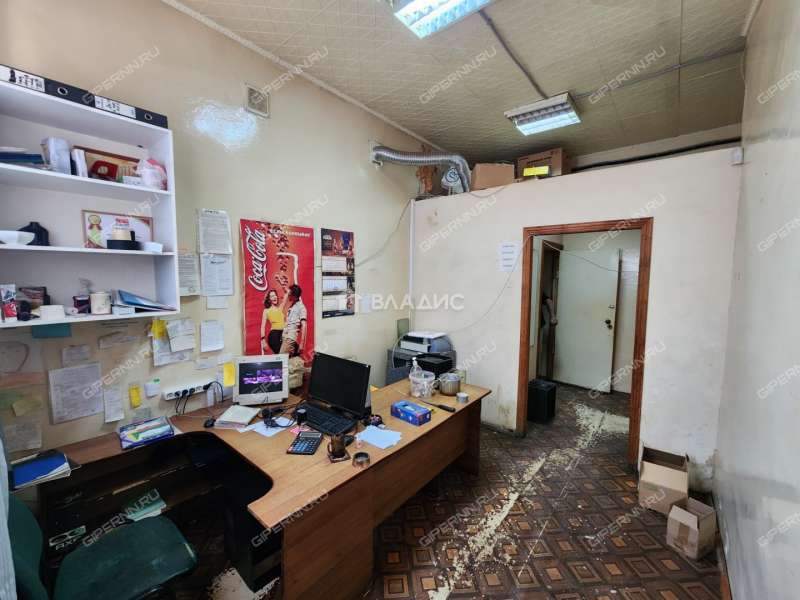 помещение под торговую площадь на улице Вахтангова