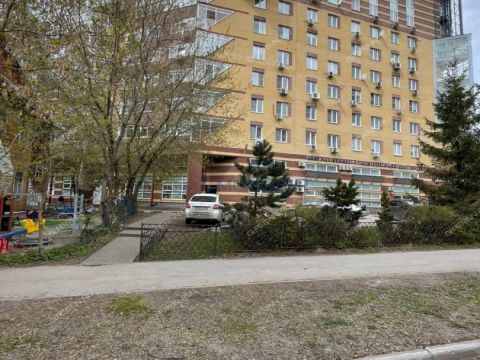 3-komnatnaya-ul-nesterova-d-33 фото