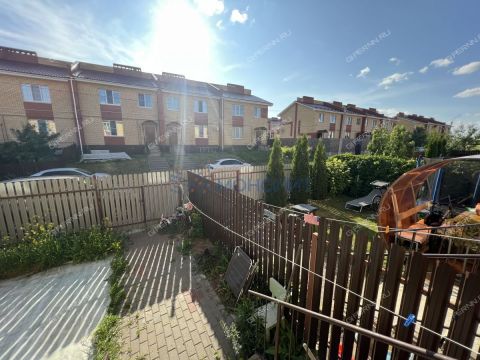 taunhaus-per-tretiy-tihiy-d-6 фото