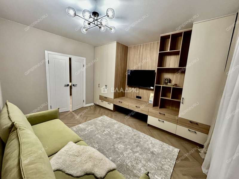 трёхкомнатная квартира на Лысогорской улице дом 89 к3