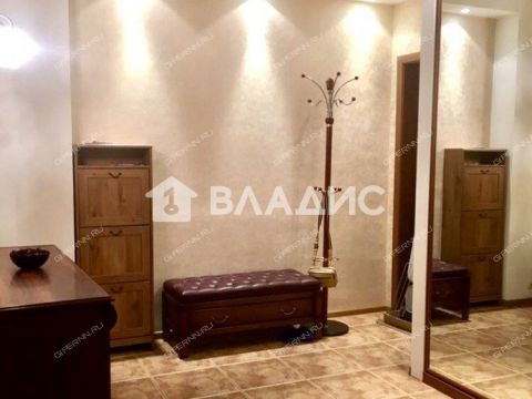 3-komnatnaya-ul-maslyakova-d-12a фото